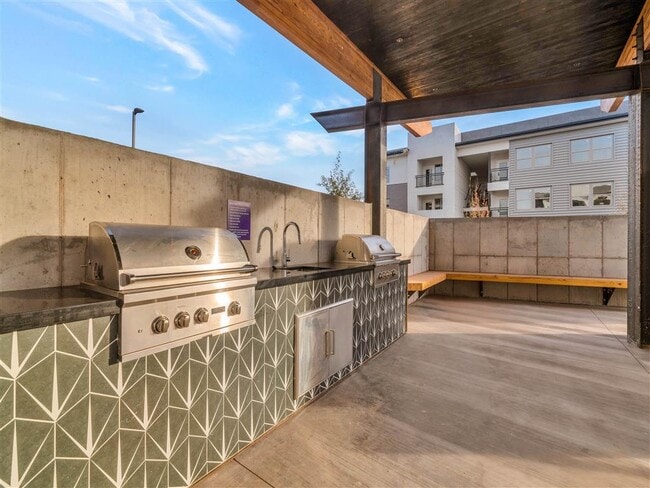 The Premiere at Eastmark in Mesa, AZ - Foto de edificio - Building Photo