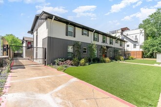 5708 Hudson St, Unit 8 in Dallas, TX - Building Photo - Building Photo