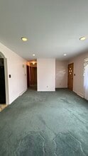 913 Arnold Ave in Utica, NY - Foto de edificio - Building Photo
