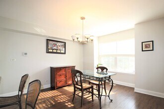1488 Club Dr in Glendale Heights, IL - Building Photo - Building Photo