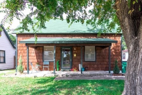 785 N Belknap St