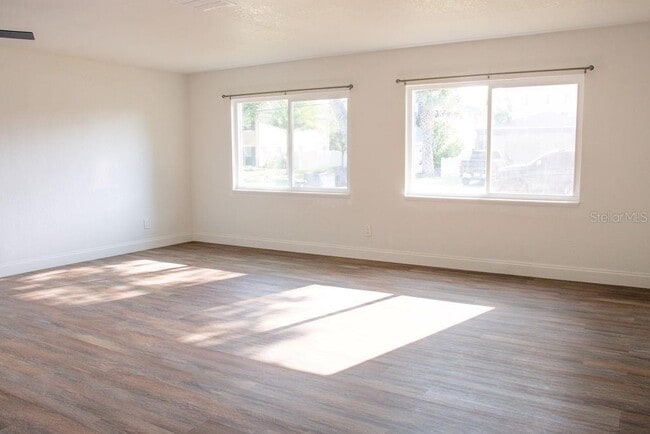 6813 S Himes Ave in Tampa, FL - Building Photo - Building Photo