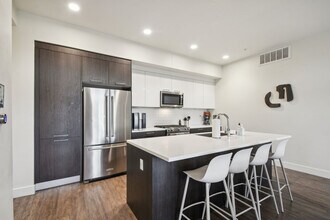 2880 Zuni St in Denver, CO - Building Photo - Building Photo