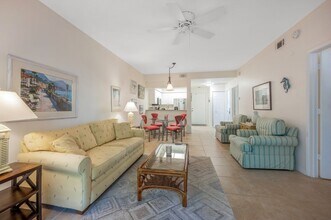 3321 Olympic Dr in Naples, FL - Building Photo - Building Photo