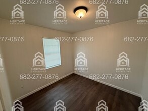 301 Gose-Lee Ln in Alvord, TX - Building Photo - Building Photo