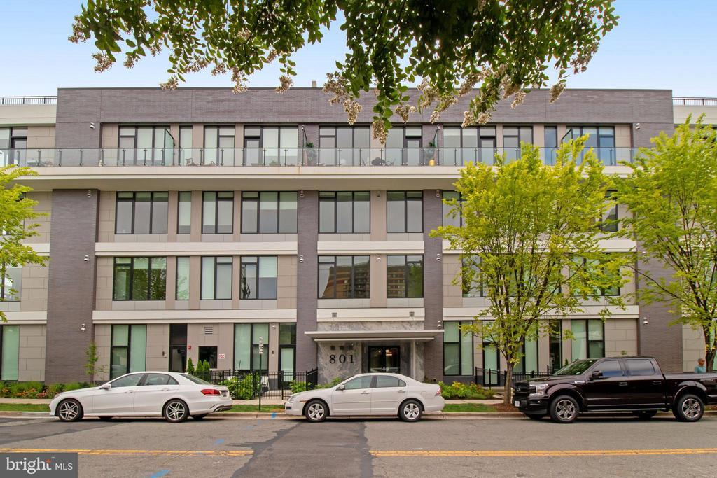 801 N Fairfax St in Alexandria, VA - Foto de edificio