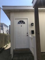 326 42nd St S, Unit C in Brigantine, NJ - Building Photo