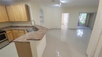 10205 Courtney Palms Blvd, Unit 104 in Tampa, FL - Building Photo - Building Photo