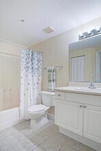 5060 Fairways Cir in Vero Beach, FL - Building Photo - Building Photo