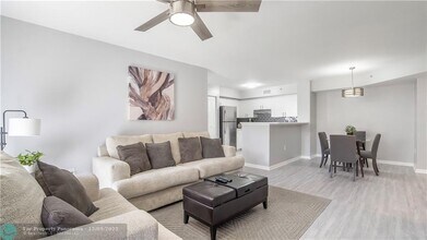 7880 Sonoma Springs Cir, Unit 103 in Lake Worth, FL - Building Photo - Building Photo