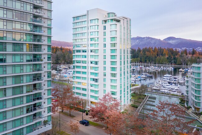 Bayshore Tower 3 in Vancouver, BC - Building Photo - Building Photo