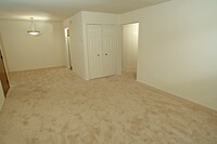 Coach House Apartment & Townhomes photo'