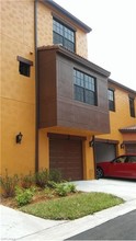 11296 Paseo Grande Blvd-Unit -5811 in Ft. Myers, FL - Foto de edificio - Building Photo