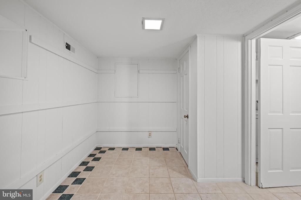 3061 S Woodrow St in Arlington, VA - Building Photo
