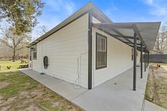 1910 Stringtown Rd in Shepherd, TX - Building Photo - Building Photo