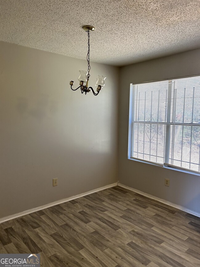 5588 Fairington Pl in Stonecrest, GA - Building Photo - Building Photo