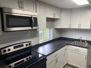 201 Elm Ave in Oconto, WI - Building Photo - Building Photo