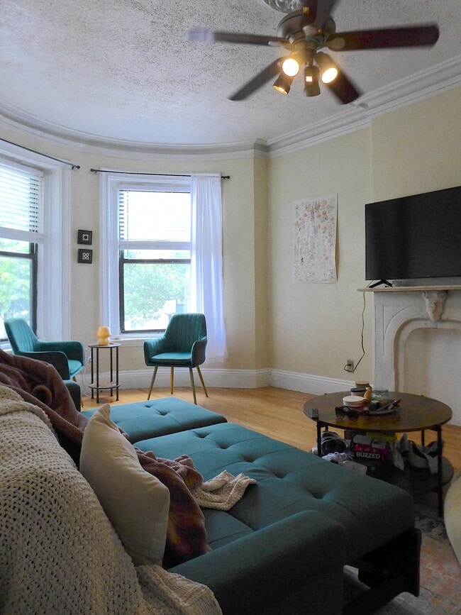 5 Warwick St in Boston, MA - Building Photo - Building Photo