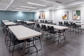 Blue Flame Apartments in El Paso, TX - Foto de edificio - Interior Photo