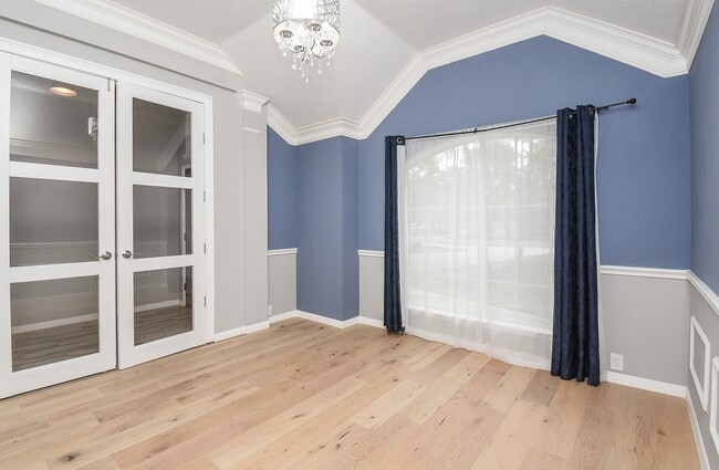 property at 71 N Crossed Birch Pl