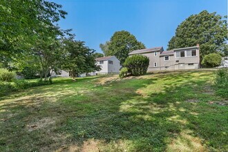 115 Lucille St in Fairfield, CT - Building Photo - Building Photo