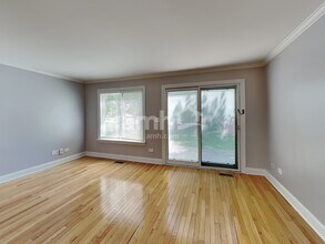 2472 Hillsboro Ln in Montgomery, IL - Building Photo - Building Photo