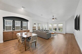 5018 Ridgeview Ln in Midlothian, TX - Building Photo - Building Photo