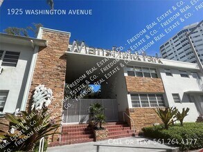 1925 Washington Ave in Miami Beach, FL - Building Photo - Building Photo