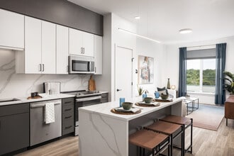 Dorian in Colorado Springs, CO - Foto de edificio - Building Photo