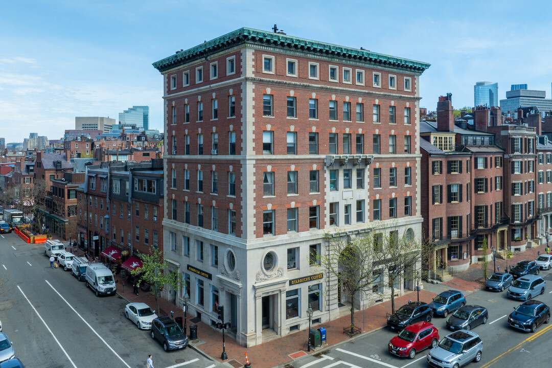 66 Beacon St in Boston, MA - Building Photo