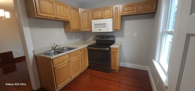 2428 Nill Ave in Dayton, OH - Building Photo - Building Photo