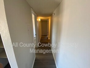 267 N 8th St in Laramie, WY - Foto de edificio - Building Photo