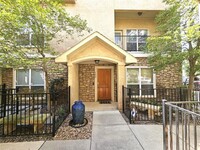 3111 Cedarplaza Ln in Dallas, TX - Foto de edificio - Building Photo