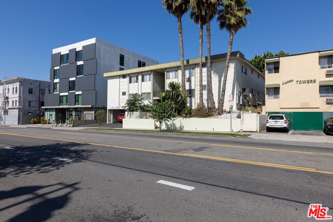 275 Lucas Ave in Los Angeles, CA - Building Photo - Building Photo