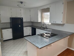 1533 Woodgate Way in Tallahassee, FL - Building Photo - Building Photo