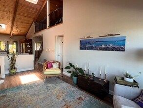 37 Binnacle Hill in Oakland, CA - Building Photo - Building Photo