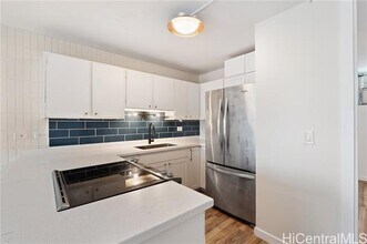 1524 Pensacola St in Honolulu, HI - Foto de edificio - Building Photo