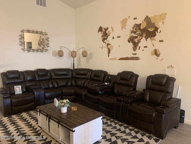 4186 Broomsedge Cir in West Melbourne, FL - Building Photo - Building Photo