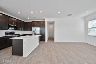 4077 S Sabrina Dr in Chandler, AZ - Building Photo - Building Photo