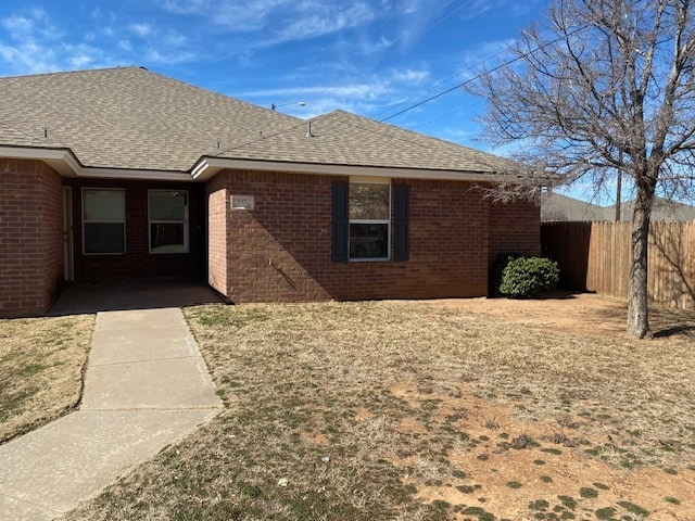 property at 535 N Brentwood Ave