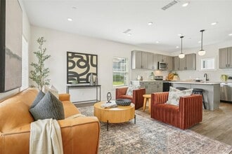 6300 W Memorial Rd in Oklahoma City, OK - Foto de edificio - Building Photo