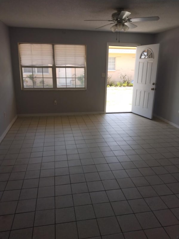 819 13th Ave NW in Largo, FL - Building Photo - Building Photo
