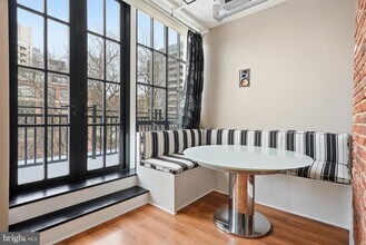 1615 N Queen St in Arlington, VA - Building Photo - Building Photo