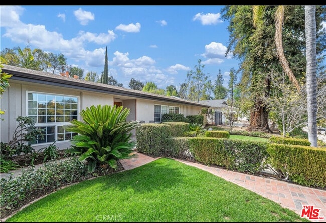 property at 24316 Burbank Blvd