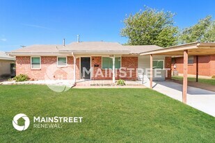 1119 Elmhurst St in Moore, OK - Building Photo