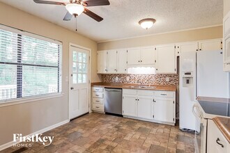 1312 Whirlaway Cir in Helena, AL - Building Photo - Building Photo