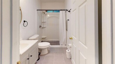 1109 Gardner Cove in Austin, TX - Building Photo - Building Photo