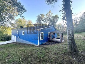 286 Emily Ln in Bell Buckle, TN - Building Photo - Building Photo