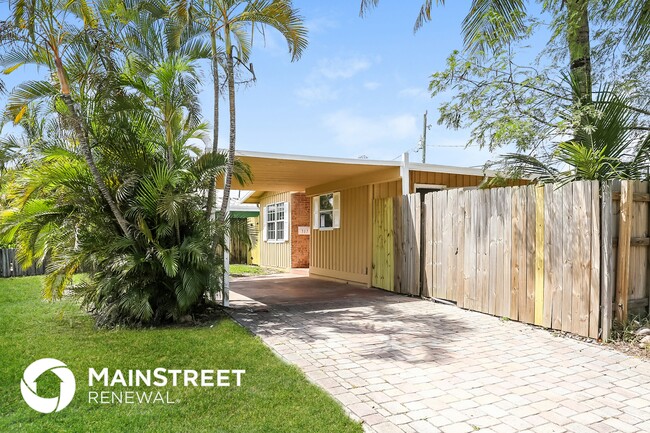317 NW 49th St in Fort Lauderdale, FL - Building Photo - Building Photo
