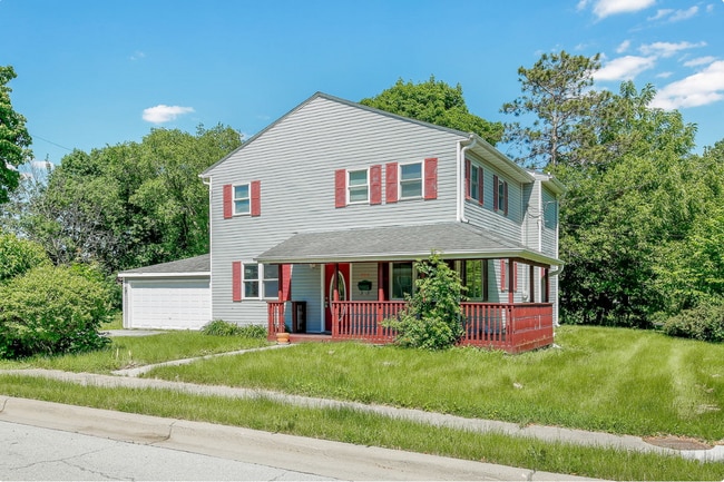 804 N Van Buren St